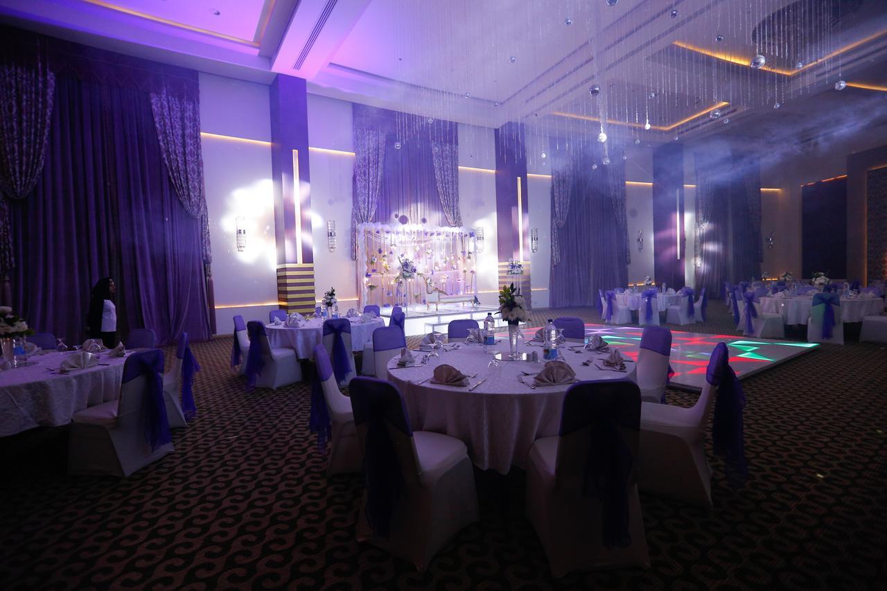 Tolip Family Park Hotel Il Il Cairo Esterno foto The ballroom at the hotel